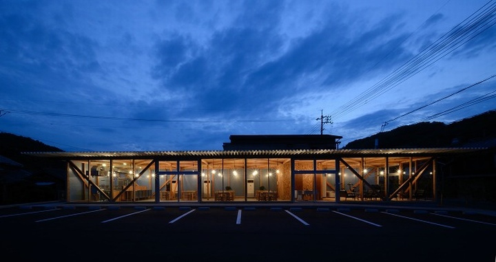 Cafeteria in Ushimado餐厅的空间设计