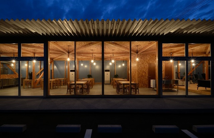 Cafeteria in Ushimado餐厅的空间设计